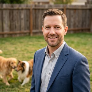 Marcus Callahan, Pet Enclosure Reviewer